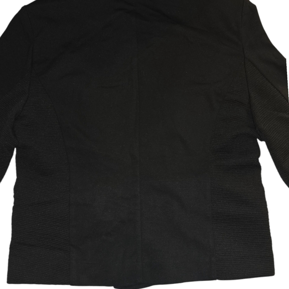 NWT VTG Chico's Women's Pointe Jacket Size 2 Black Gold Zipper Pockets MSRP $129 - Picture 6 of 8